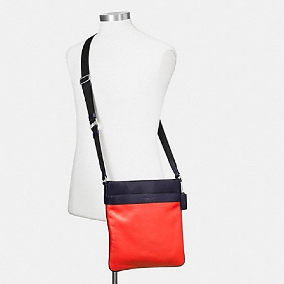 Practically new! Green Coach leather bag - Picture 10 of 11